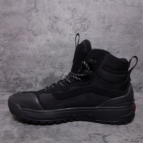 VANS Ultrarange Exo MTE‎ 2 Gore Tex Boots Shoes Mens 7.5 Womens 9 Black Nby - Picture 2 of 6